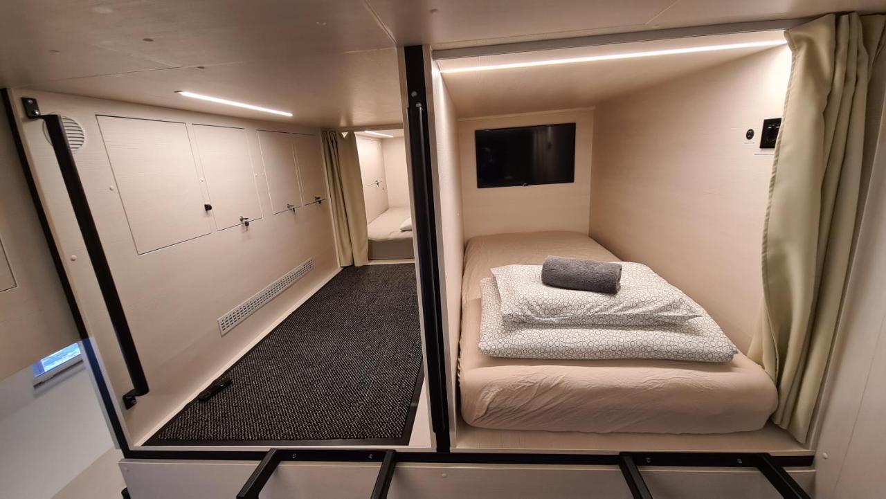 Cabin Hostel Ljubljana Bagian luar foto